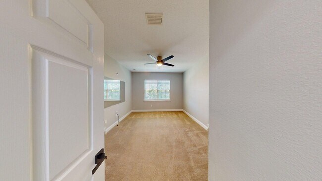 Building Photo - 6BR /5BA  LUXURY POOL HOME -  Fells Landing Subdivision- Minutes to Medical City! **1/2 OFF FIRST...