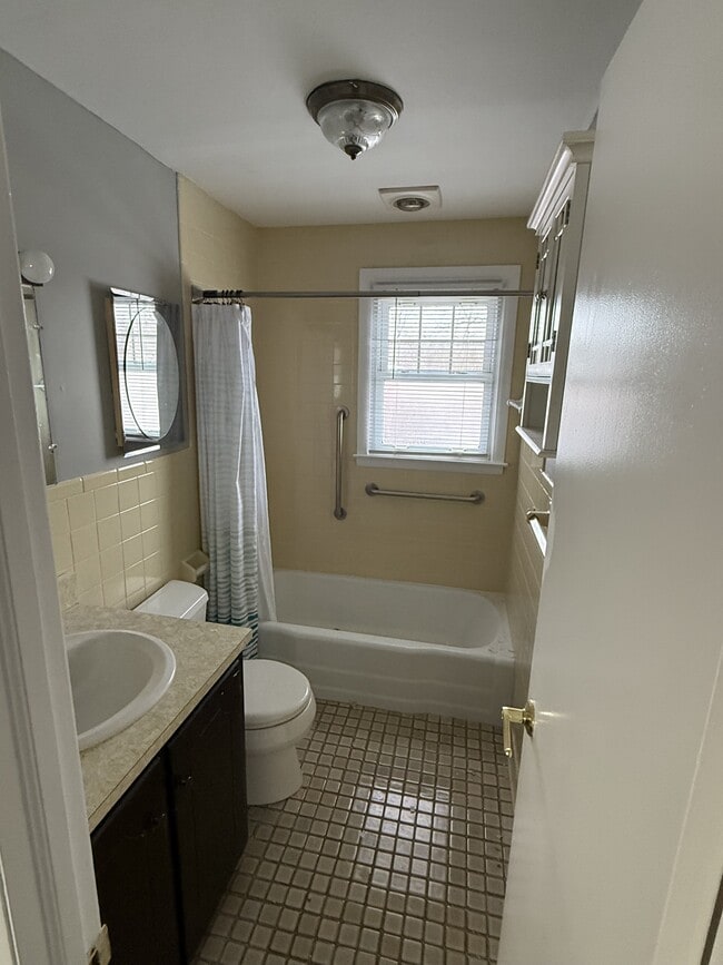 Building Photo - 123 Merigold Dr