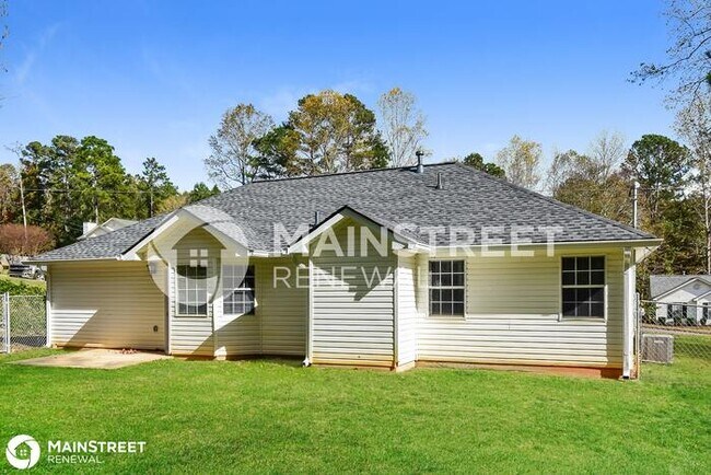 Building Photo - 7235 Hummingbird Lane, Winston, GA 30187