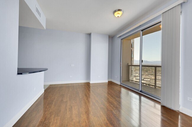 Building Photo - High Rise Studio Condo - Allue Las Vegas