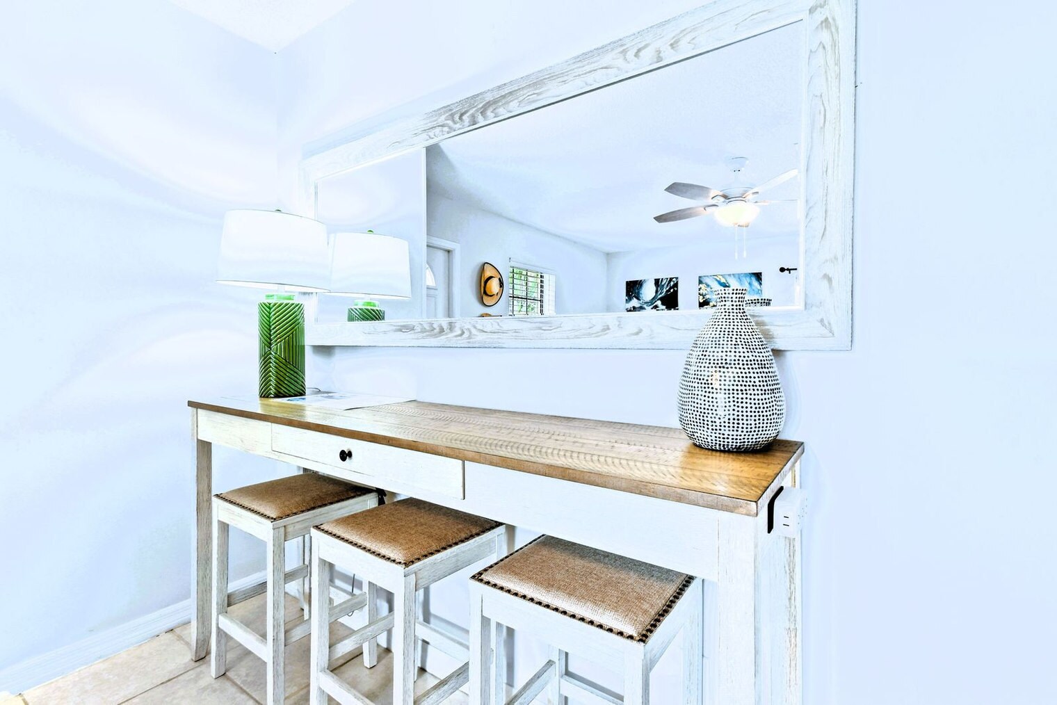 Building Photo - 9130 E Highland Pines Blvd