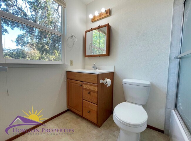 Building Photo - 5230-5232 Arbardee Dr