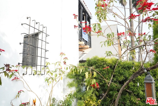 Building Photo - 8361 Blackburn Ave