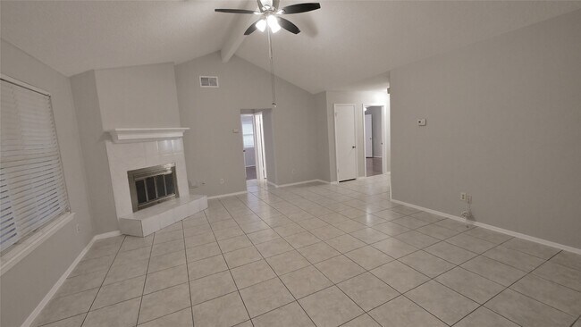 Building Photo - 1018 Three Forks Dr