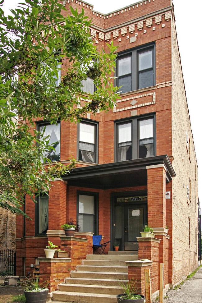 Primary Photo - 2347 W Thomas St