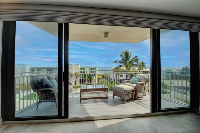 Building Photo - 2155 S Ocean Blvd
