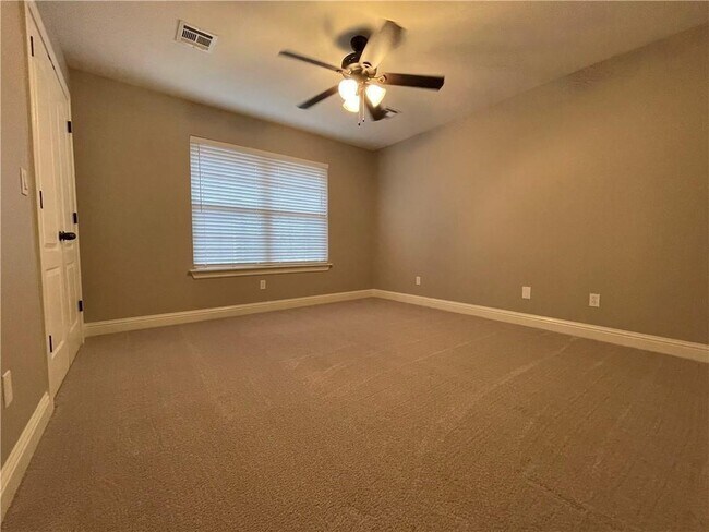 Building Photo - 5317 S Stone Bay Ct