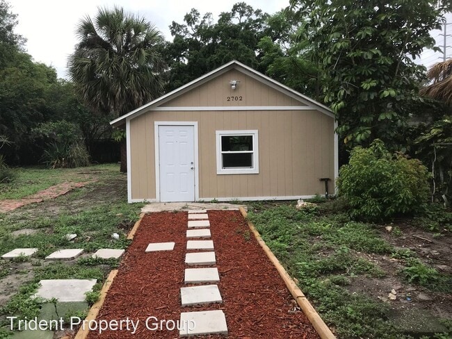 Primary Photo - 1 br, 1 bath House - 2702 S Brown Ave