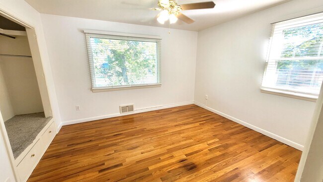 Building Photo - 1739 Palmer Park Blvd