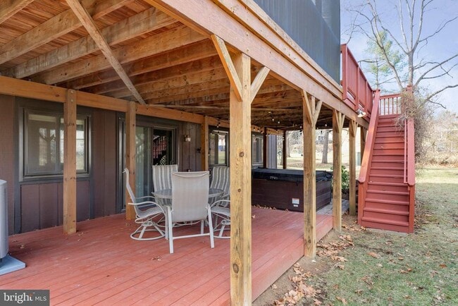 Building Photo - 1016 Trinity Gate St