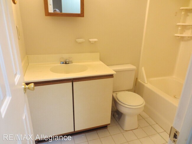 Building Photo - 1 br, 1.5 bath House - 1531 PENROSE ARCH
