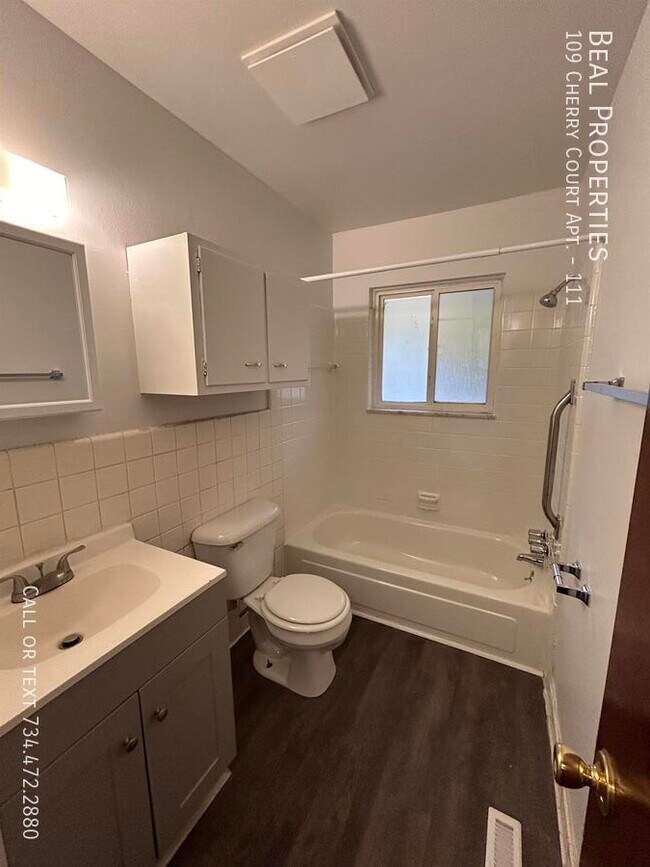 Building Photo - 109 Cherry Ct