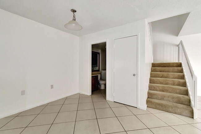 Building Photo - 311 3rd Way