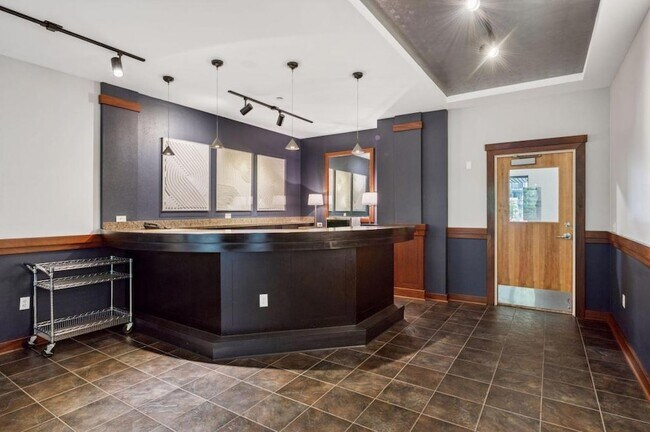 Building Photo - 4525 Park Commons Dr