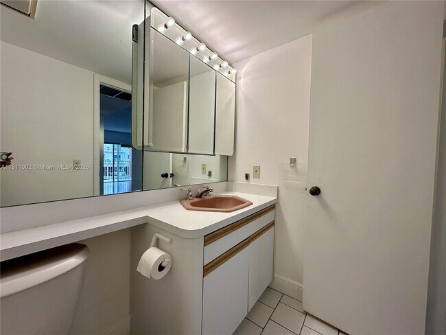 Building Photo - 3545 NE 167th St