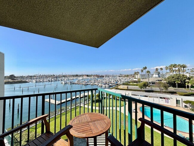 Building Photo - 1 Bedroom | Resort-Style Amenities | Walk to the Beach | Channel Islands Waterfront | Monthly Fur...