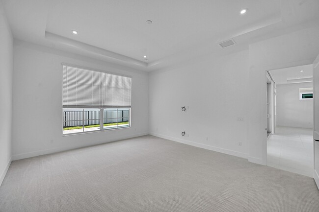 Building Photo - 9524 St Germain Dr