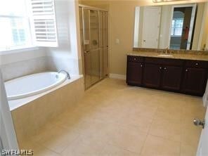 Building Photo - 6853 Il Regalo Cir