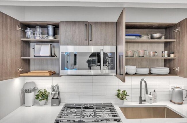 Primary Photo - 2 bedroom in New York NY 10005