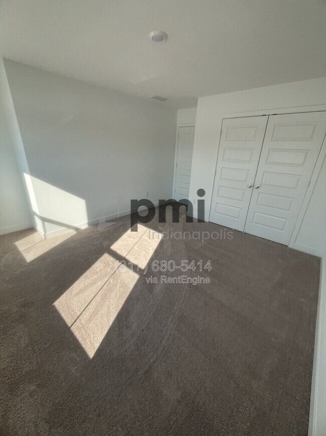 Building Photo - 4895 Gilet Dr