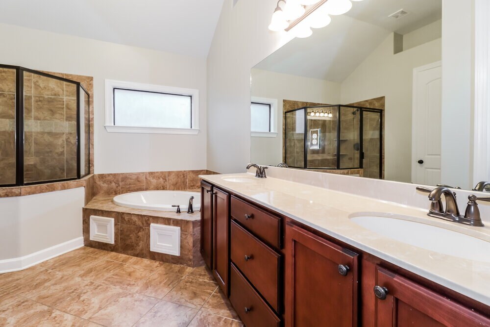 Building Photo - 1981 Rochelle Ln