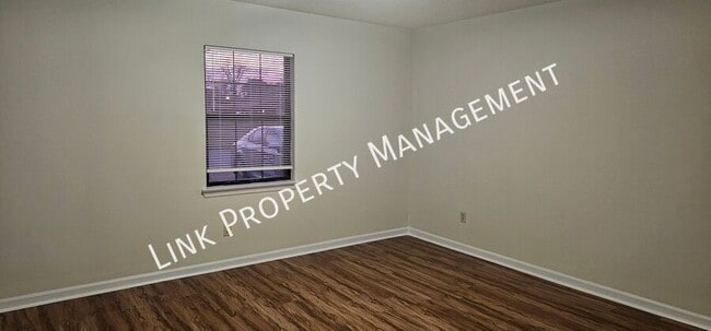 Building Photo - 5101 N Moore Ln