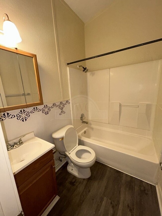 Building Photo - ***Two-Weeks Free Rent***910 Evergreen Street, Killeen