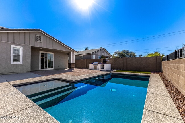 Building Photo - 11410 N 50th Ln