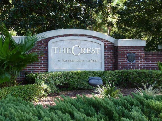 Building Photo - Stunning First Floor 2/2 Lake View  Condo ...