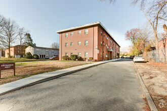 Building Photo - 3916 Chamberlayne Ave