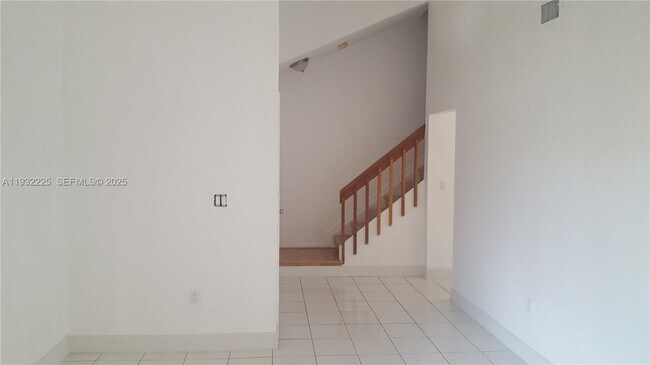 Building Photo - 11860 SW 92nd Ln