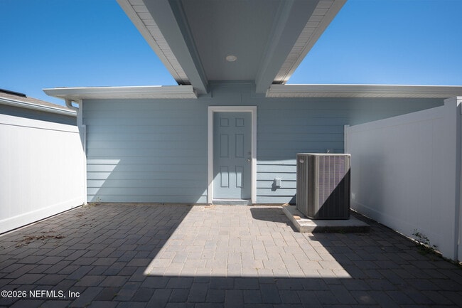 Building Photo - 14231 Sapelo Beach Dr