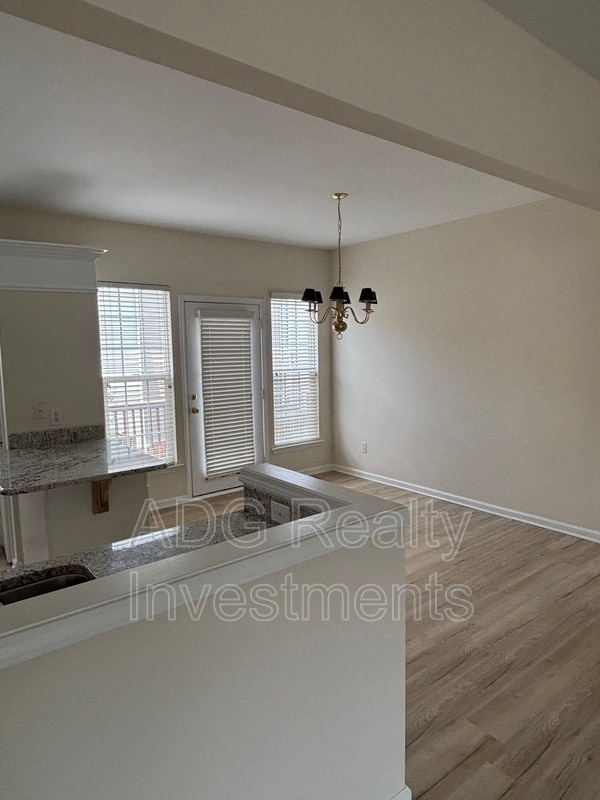 Building Photo - 5478 Werburgh St