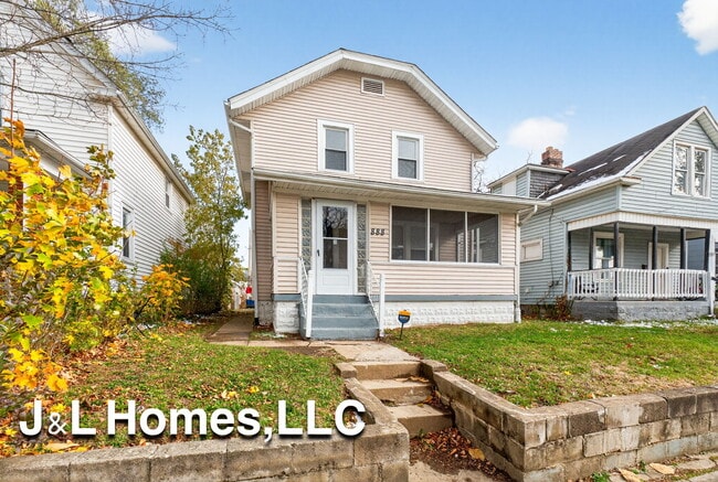 Building Photo - 888 Miller Ave