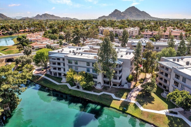 Building Photo - 5124 N 31st Pl