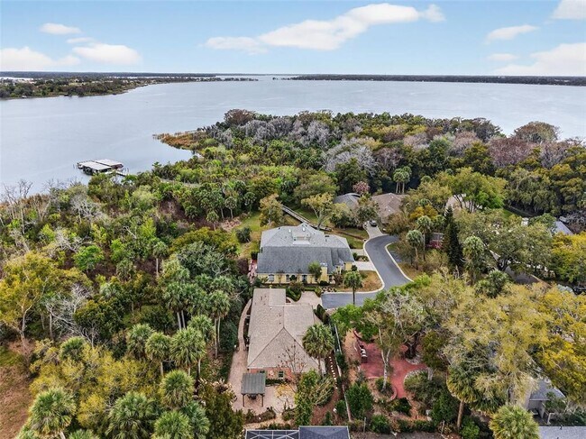 Building Photo - 618 High Point Dr