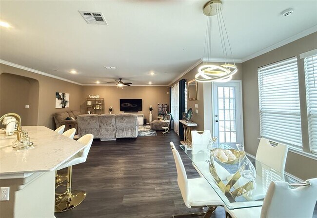 Building Photo - 4644 Padula Dr
