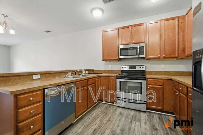 Building Photo - 5317 Warminster Dr