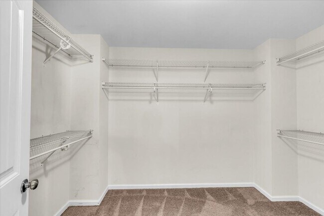 Building Photo - 5 bedroom house in the Somersby neighborhood in Pooler