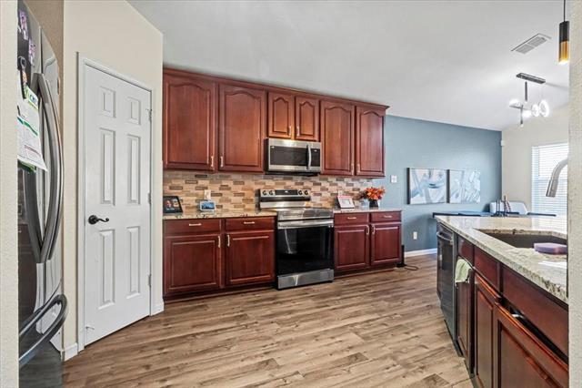 Building Photo - 1412 Cheyenne Rd