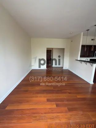 Building Photo - 402 N Delaware St