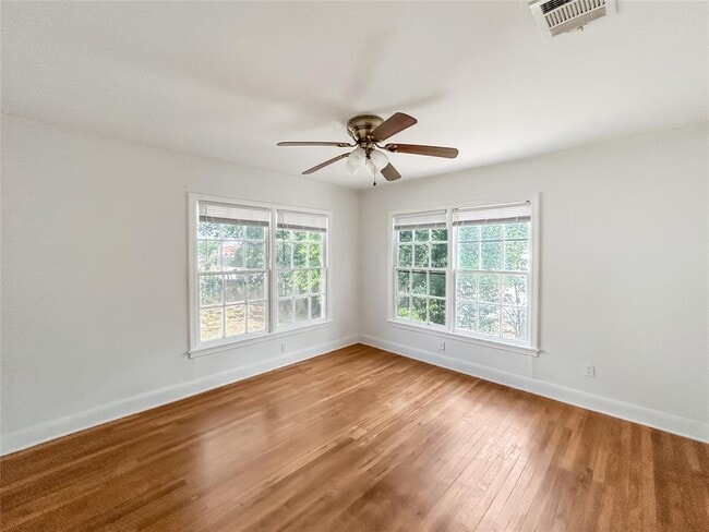 Building Photo - 5501 Montview St