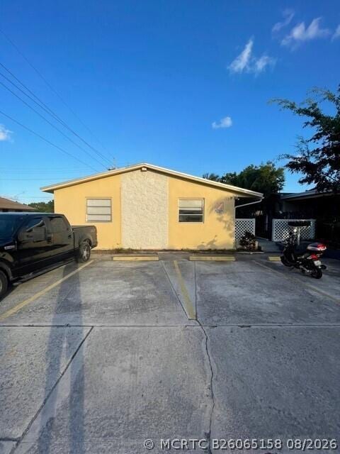 Building Photo - 1130 N F St