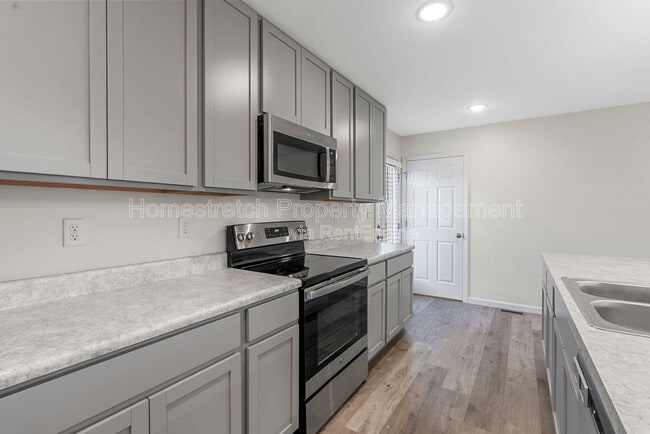 Building Photo - 3120 Pirogue Wy