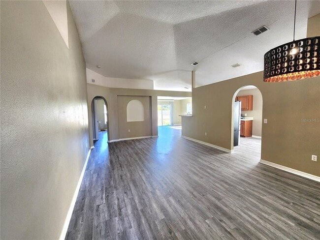 Building Photo - 4017 Longworth Loop