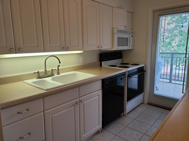 Building Photo - Breakaway West Condo1023 Lions Ridge Loop-122