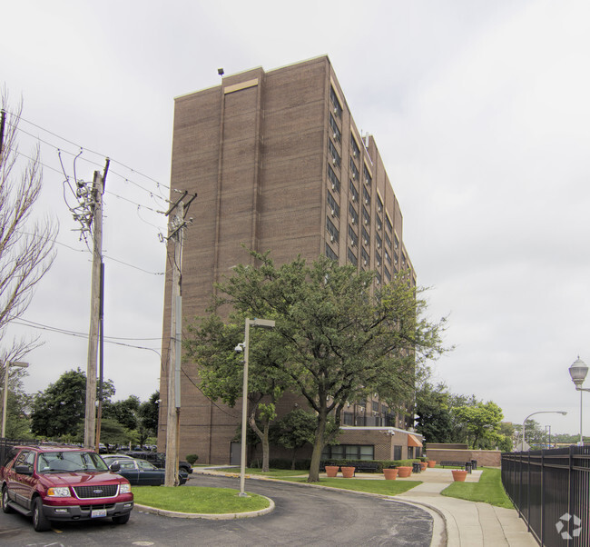 Primary Photo - Vivian Carter Apartments