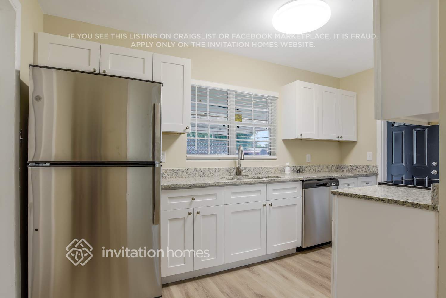 Building Photo - 6202 Balboa Dr