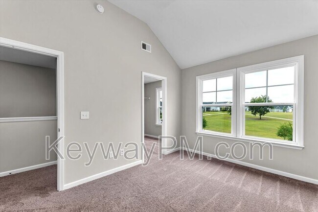 Building Photo - 5995 Big Pond Trl