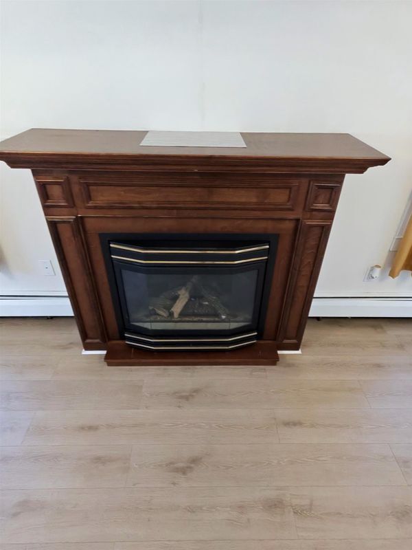 Building Photo - 27 Flint Pond Dr